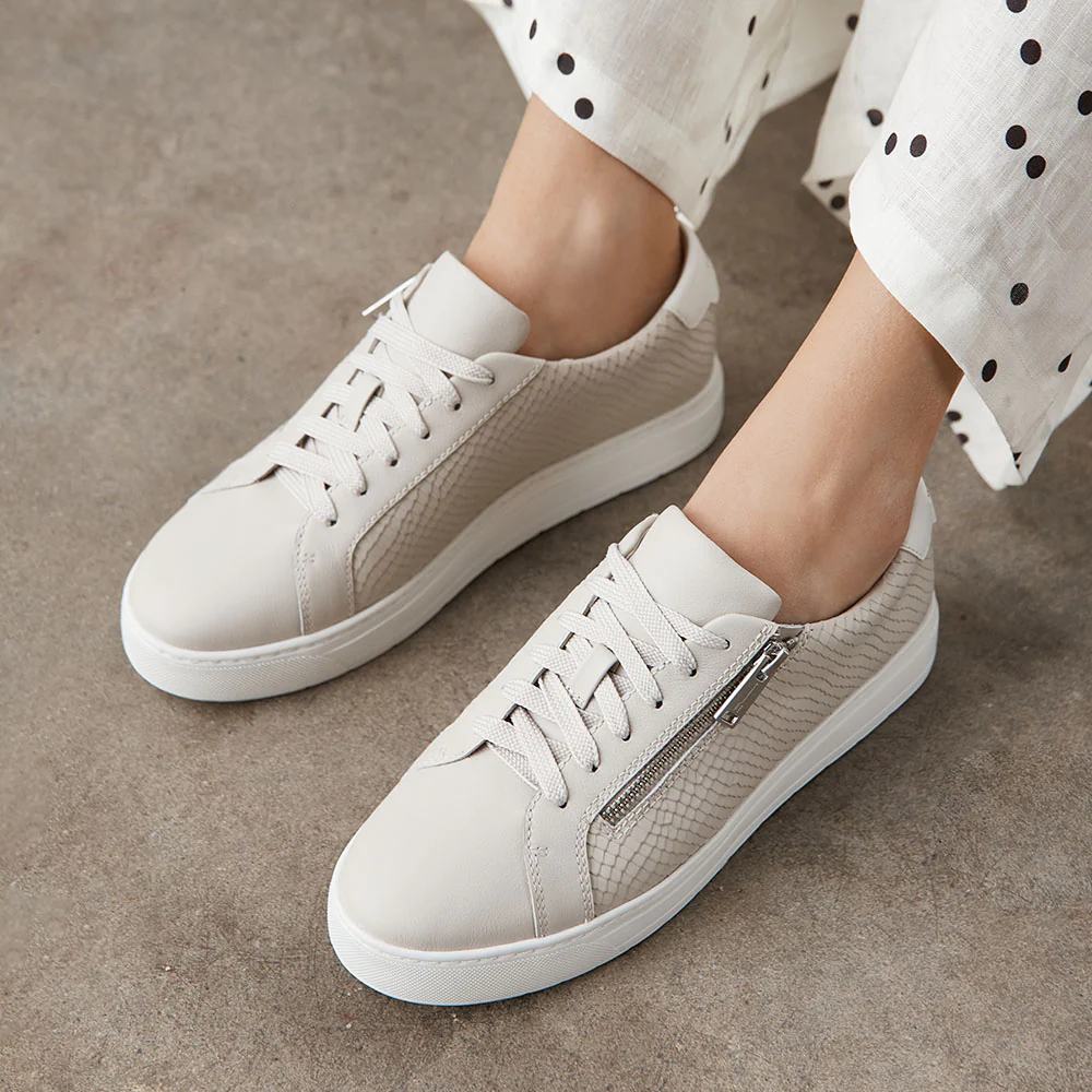 Billie II Bone Grey Emboss - Image 3