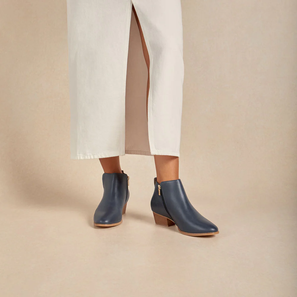 Charleston Dark Navy - Image 10