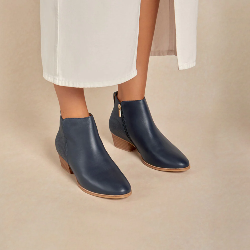 Charleston Dark Navy - Image 6