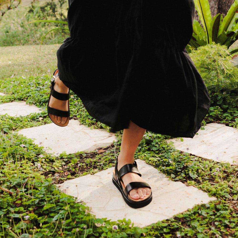 Hunter Black - Image 3