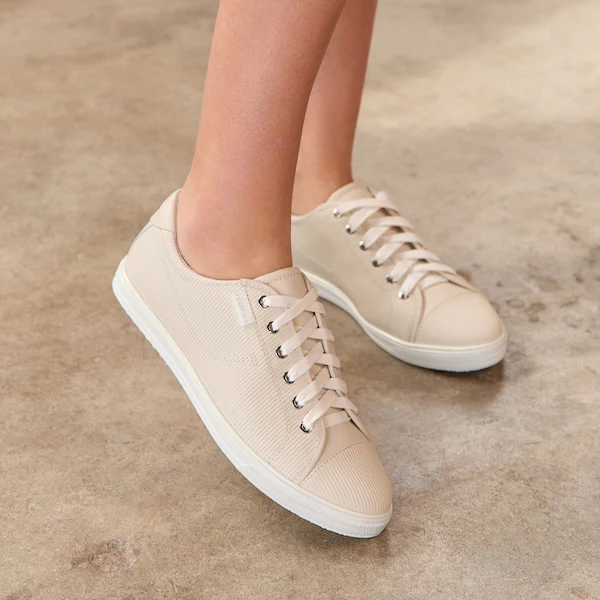 Nat III Chalk Emboss - Image 3