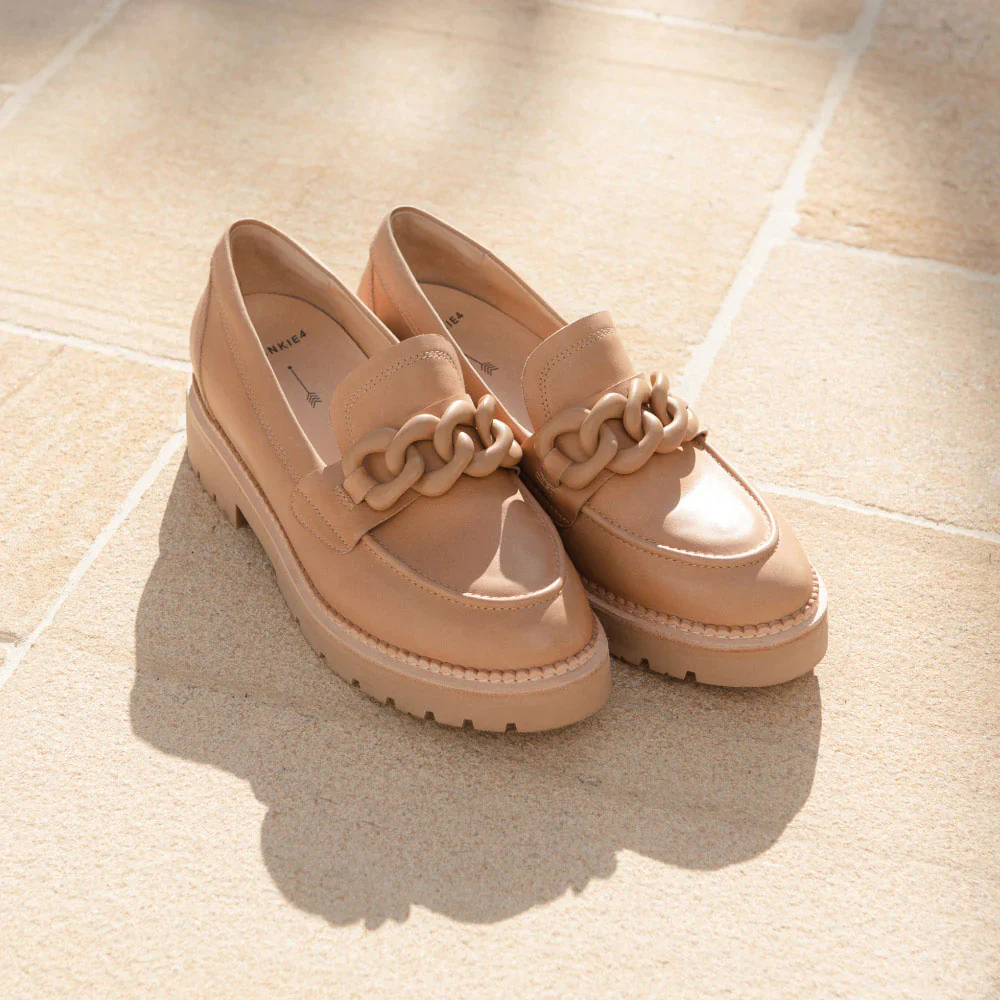 Saint Biscuit - Image 16