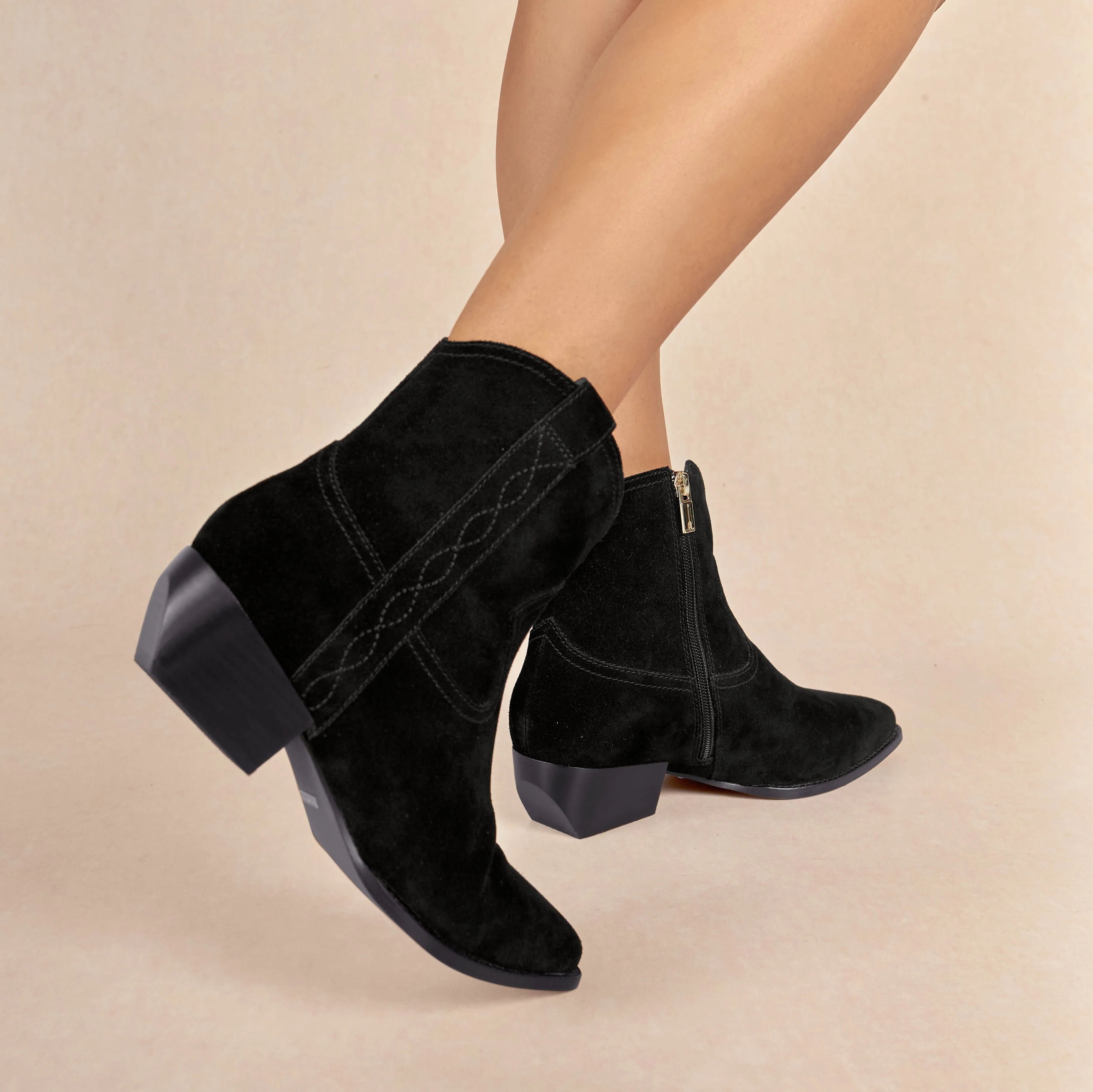 Shadow Black Suede - Image 4